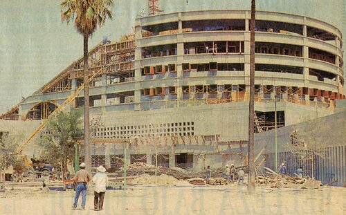 La construcción de la Biblioteca Raúl Rangel Frías
